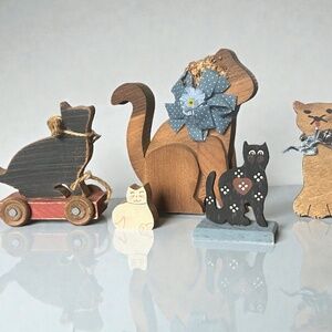 Lot of 4 Folk Art Wooden Cat Figurines Rustic Primitive Country Decor Magnet